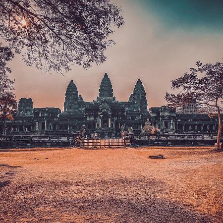 Angkor Yellow Villa Ciudad de Siem Riep Exterior foto