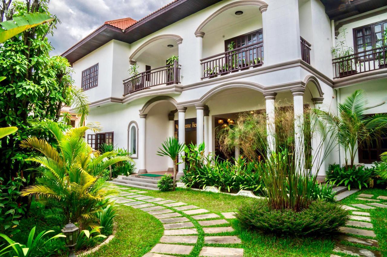 Angkor Yellow Villa Ciudad de Siem Riep Exterior foto